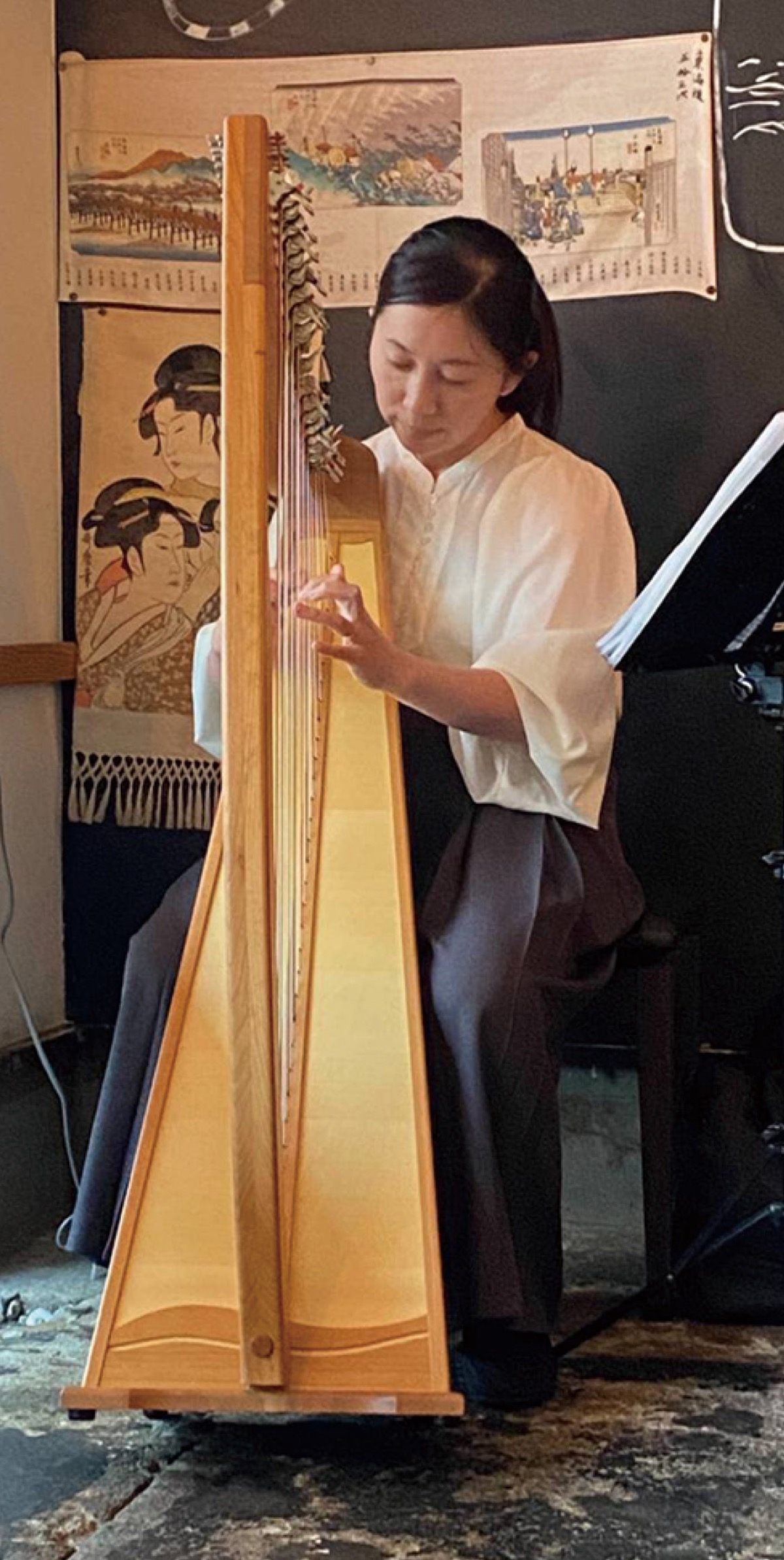 ハープの音色楽しむ午後