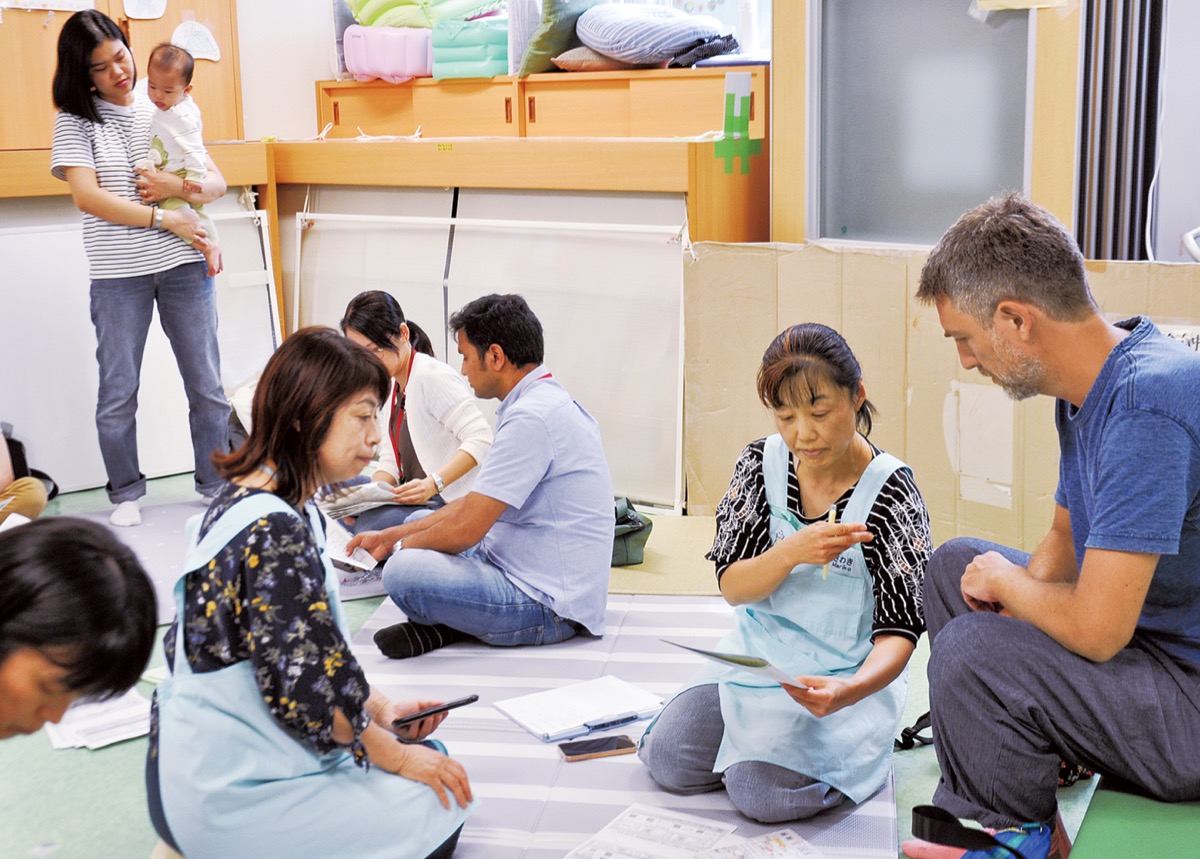 外国人親向けの相談会