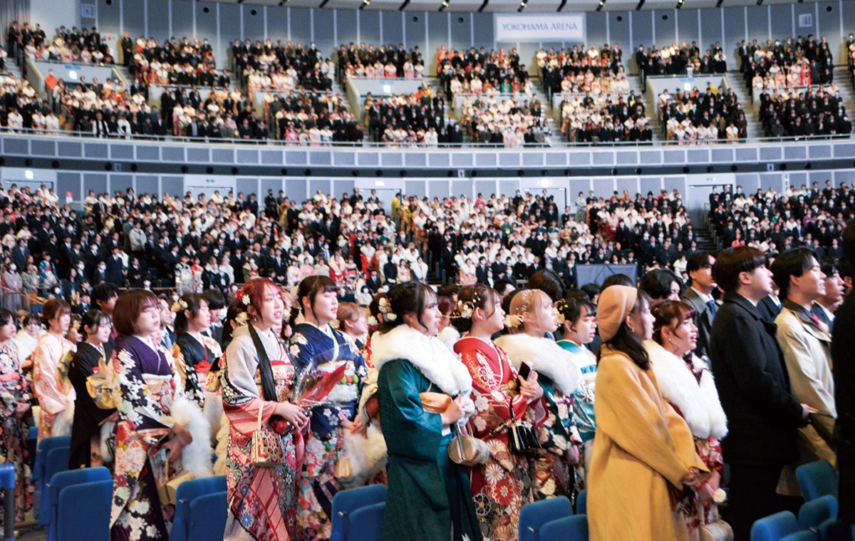 区内２２１１人が門出へ