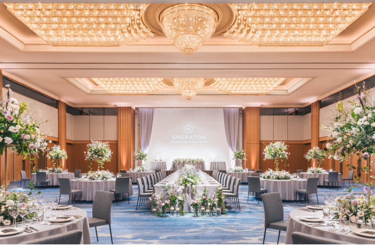 会場の一つとなる天井高約7メートルもの大宴会場。ホテルならではの快適な空間