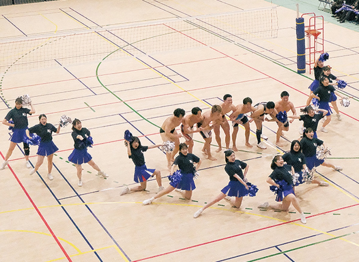 パフォーマンスの披露も