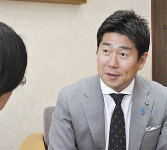 「川崎を日本一の幸せ溢れる『最幸』なまちに」と語る福田市長