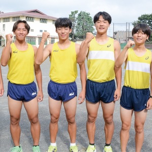全国大会に臨む（左から）松原さん、久戸瀬さん、山田さん、高さん、大原さん、道川さん