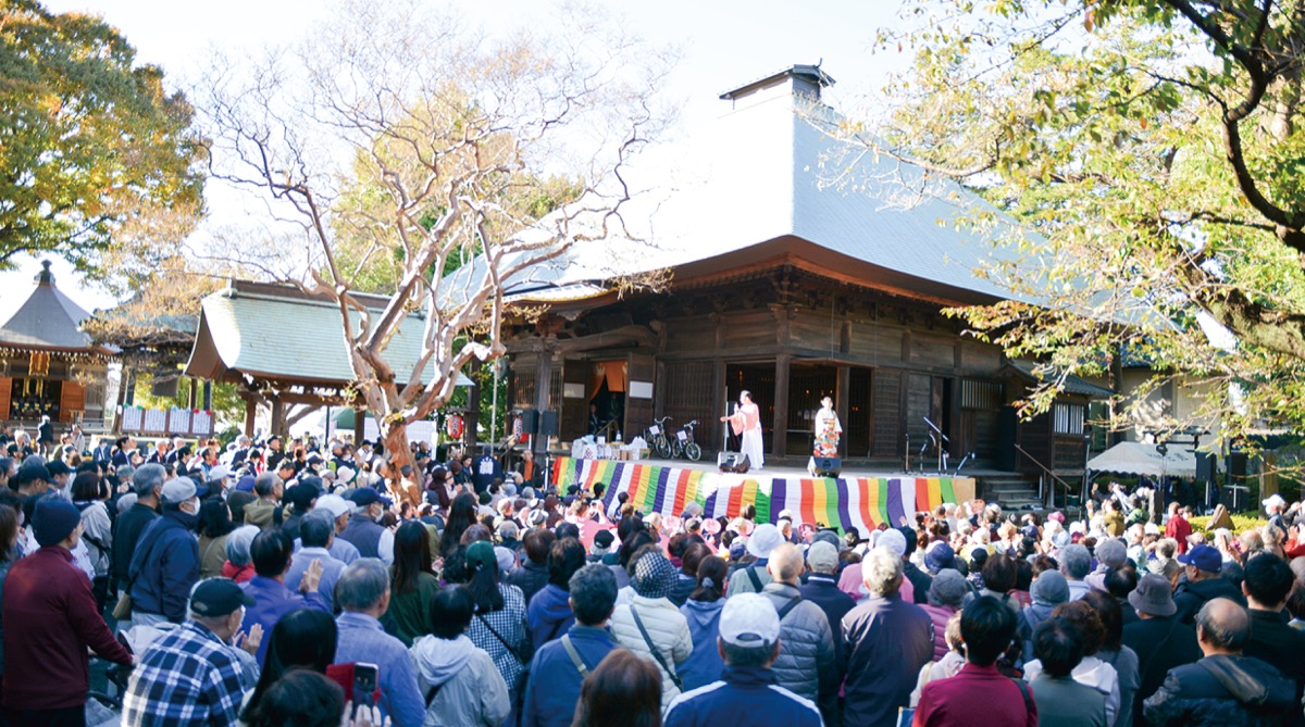 「ご縁日」に多くの人出