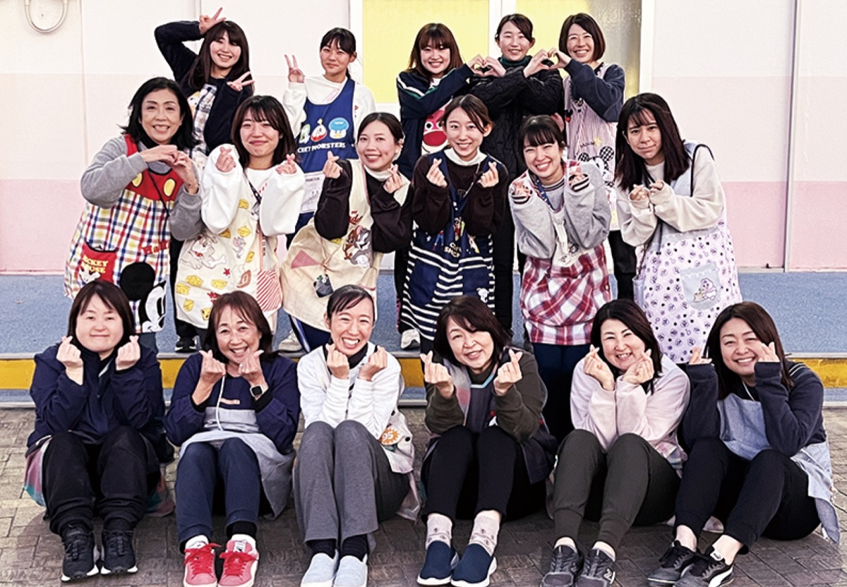 明るい笑顔が子どもに伝播