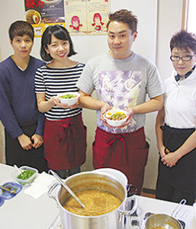人気を集めた台湾名物「麺線」