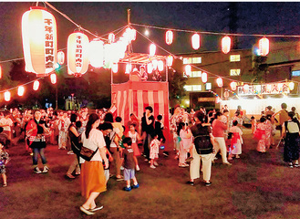 今年も多くの人で賑わった千年新町の「盆踊り大会」