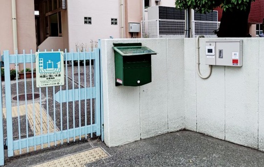 実証実験のため先行導入されたキーボックス（写真右）