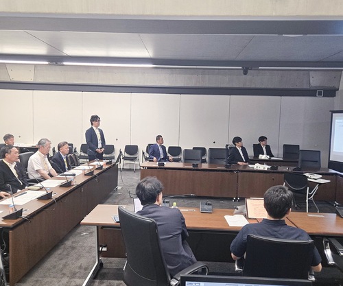 昨年と同様、予算要望には岩谷産業のスタッフが登壇