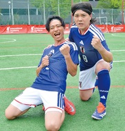 ものまねでＷ杯盛り上げ