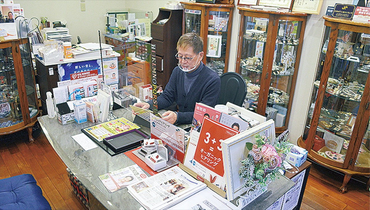 店内での調整は１人ずつじっくりと行う