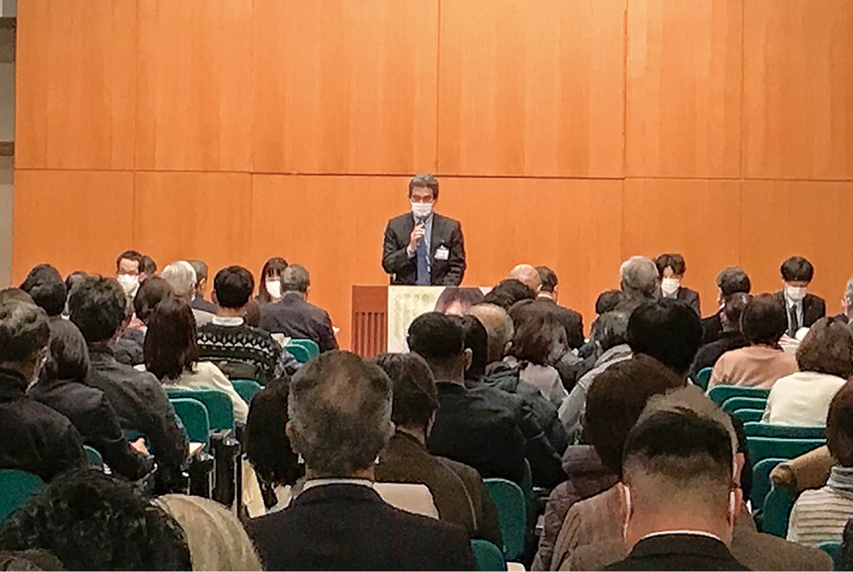 説明会に86陣営