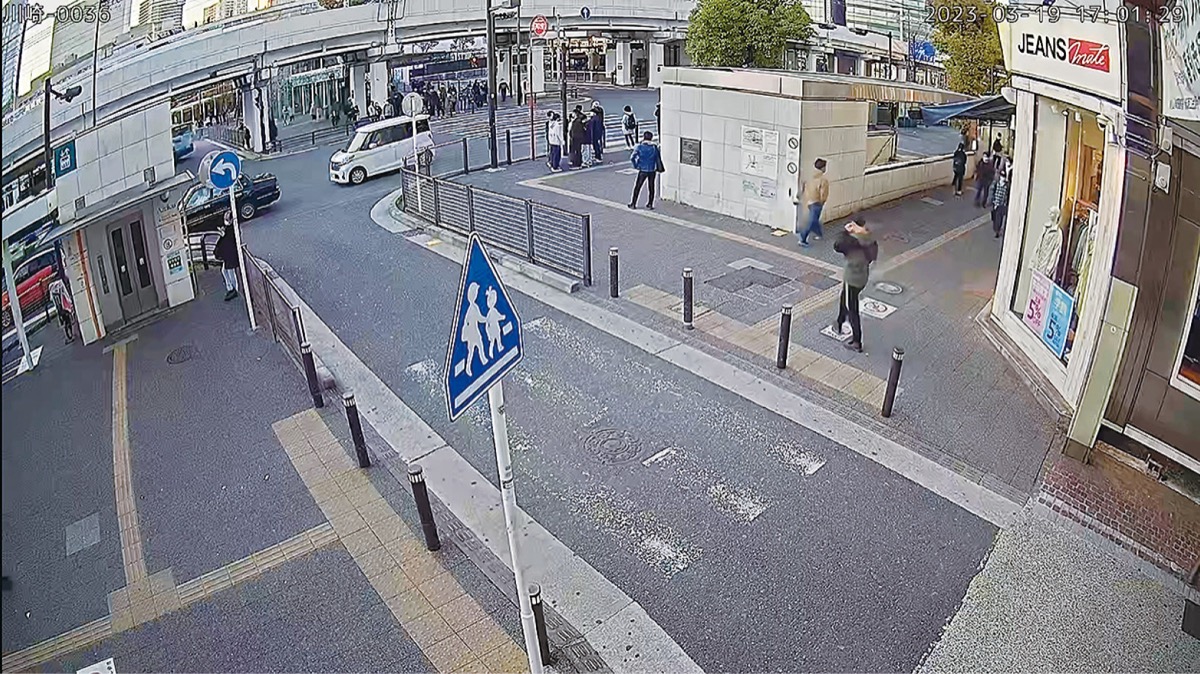 実際の防犯カメラの画像=市提供