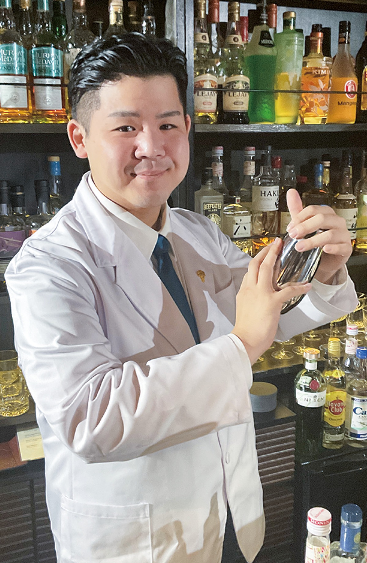 バーテンダー大会で優勝