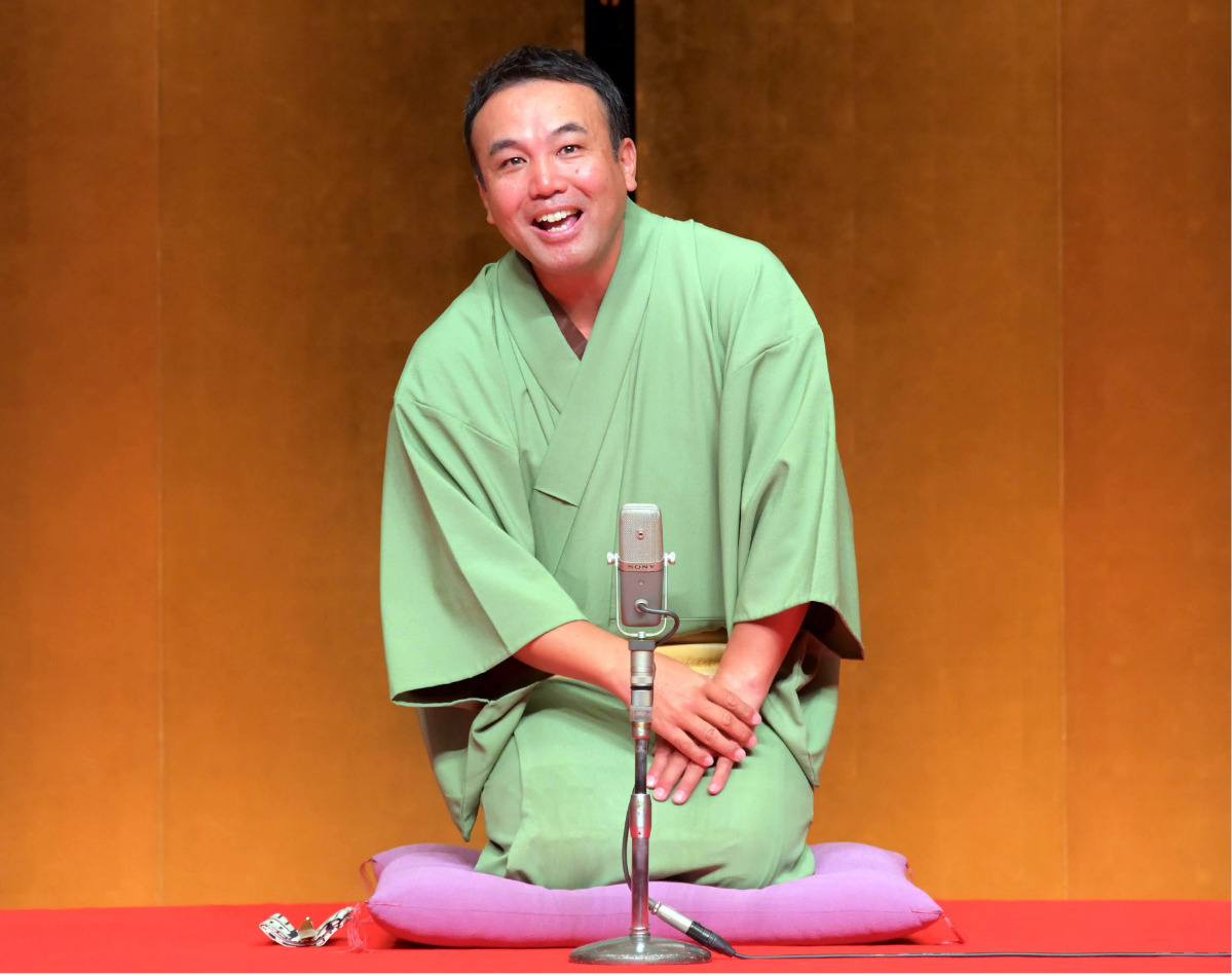 「笑いと食」テーマの落語会