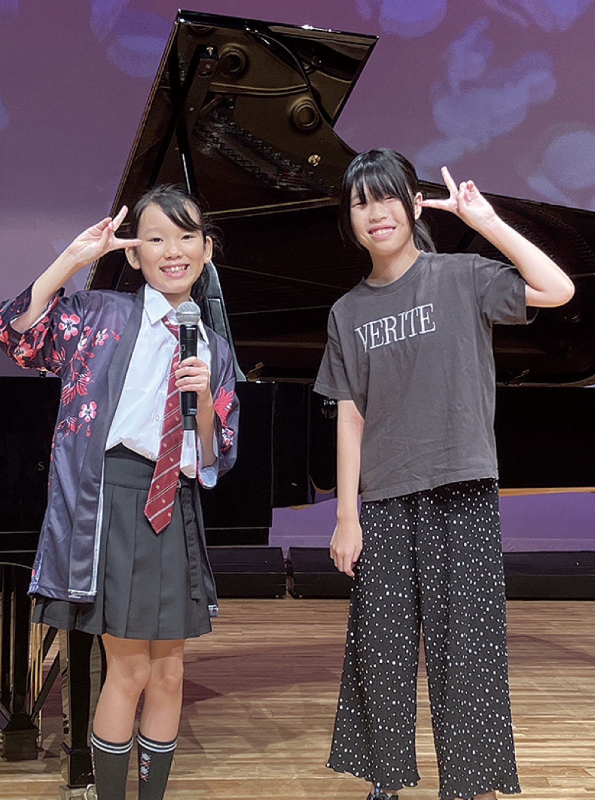 本番を前に笑顔をみせる演者も