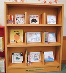 設置された児童書用の書棚