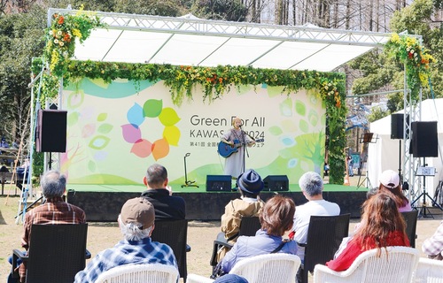 盛り上がる音楽のステージ