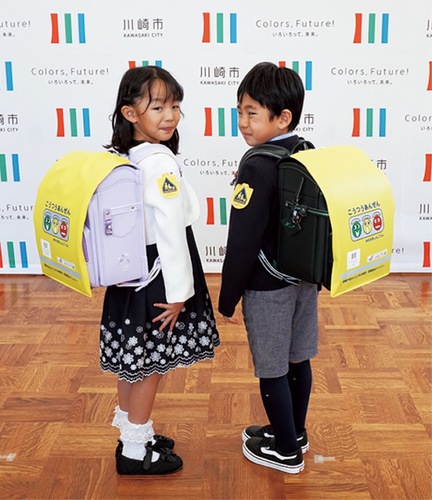 伊藤さん(右)と岩見さん