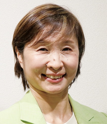 青山暁子会長