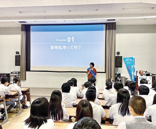 麻生総合高校での教室の様子＝提供