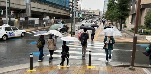 JR武蔵小杉駅から中原区役所への経路の交差点
