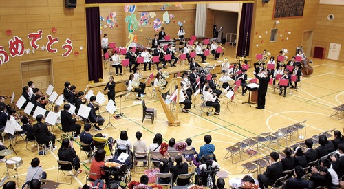 昭和音大吹奏楽団との合同演奏