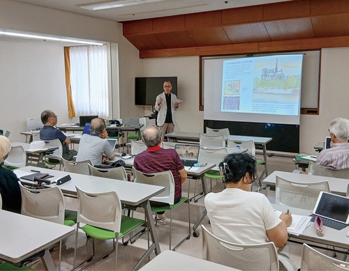 AIについて学ぶ皆さん