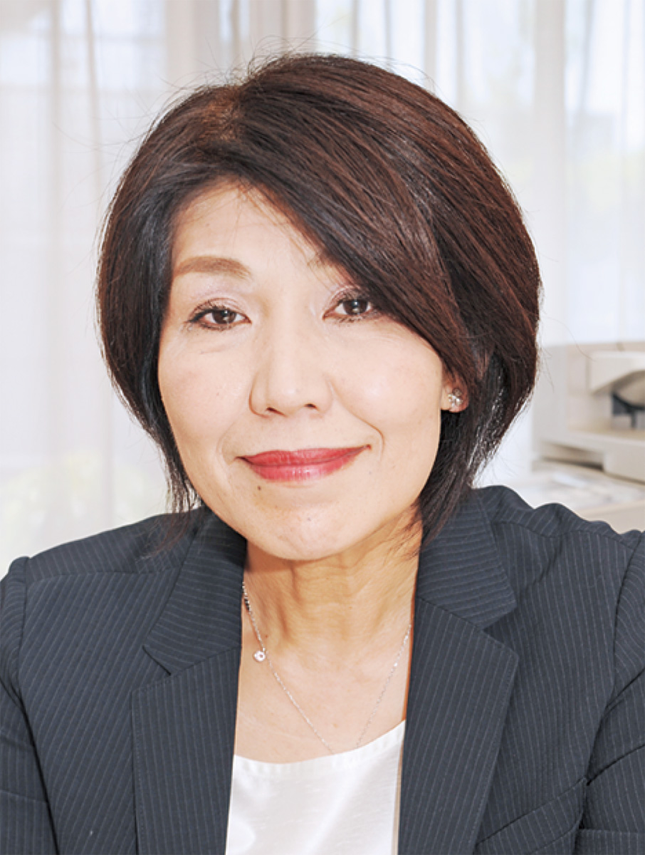 吉沢 章子さん (写真1)