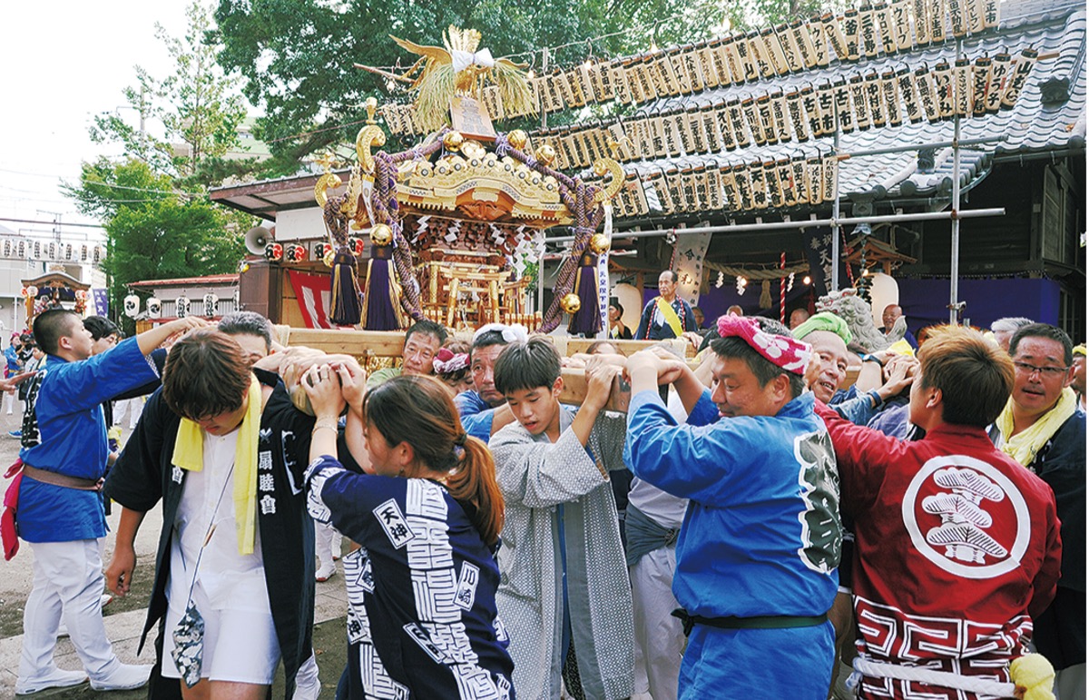 宮入りする神輿（一昨年９月）
