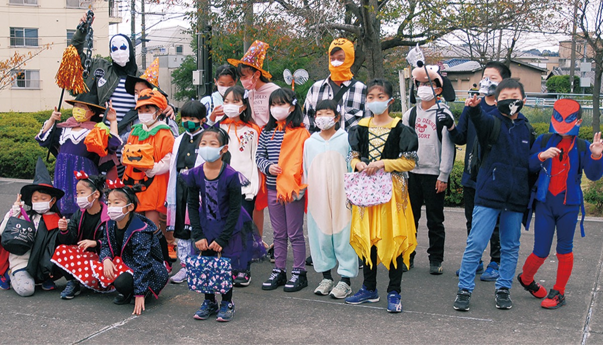子ども会稲田部会 河川敷で仮装ウオーク 密避け 代替行事に300人 多摩区 タウンニュース