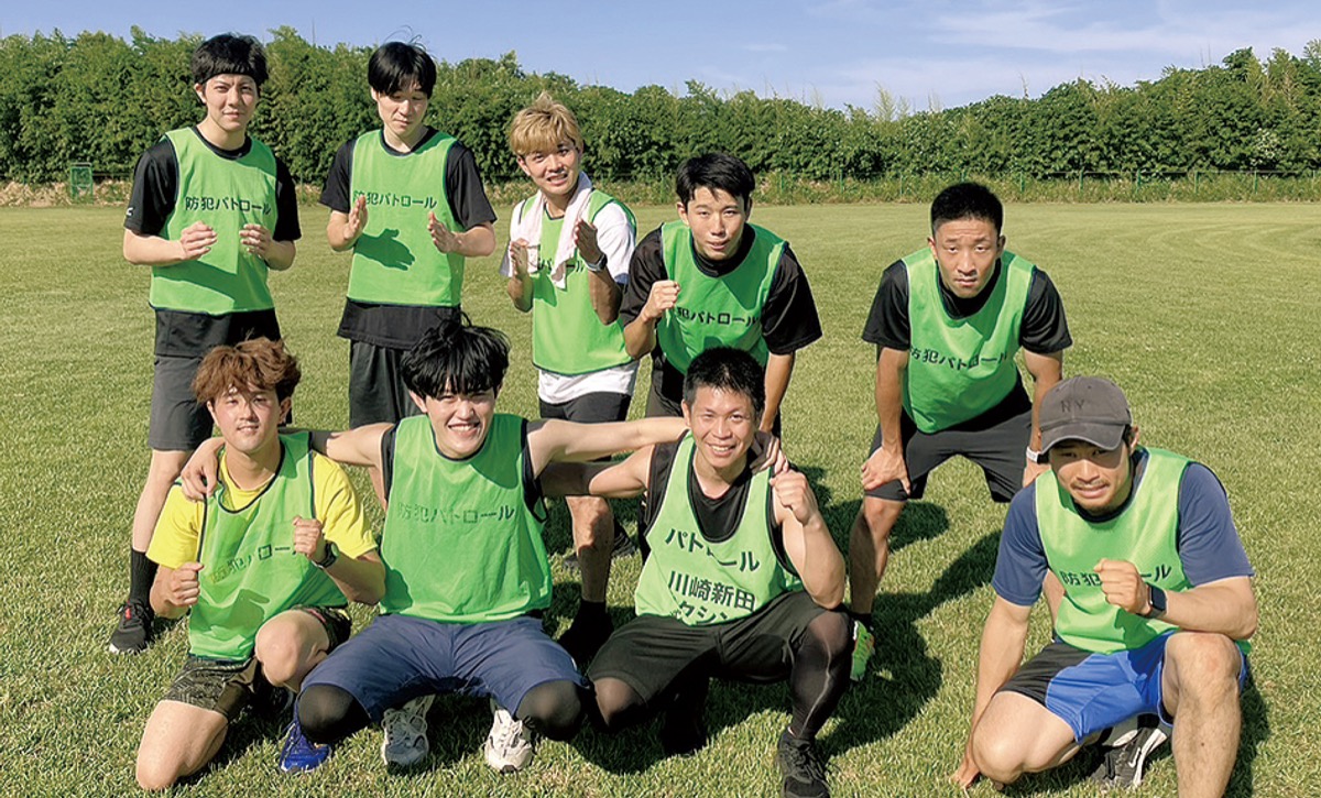 ビブスを着て練習に励む新田ジムの選手ら＝提供