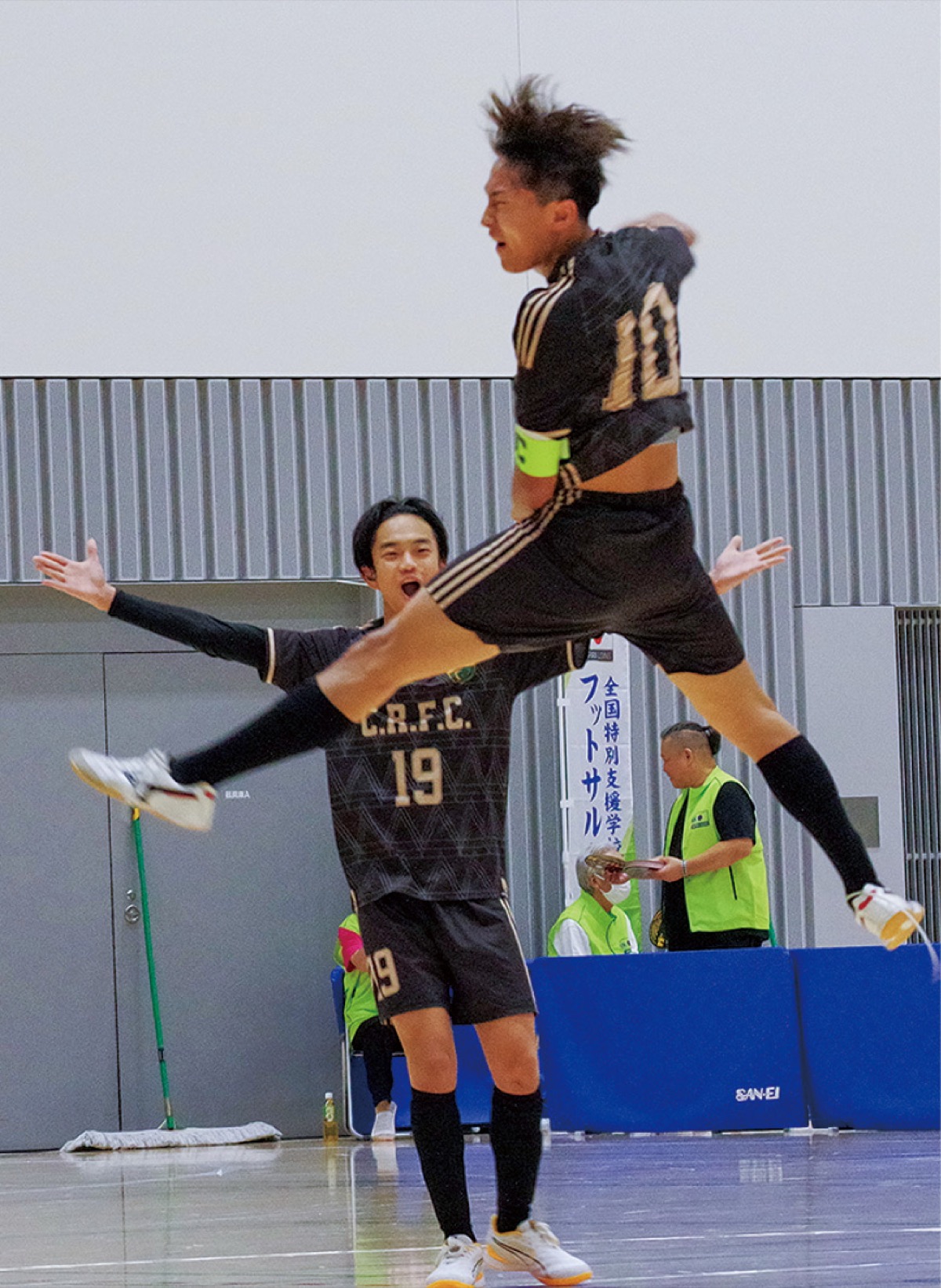 チーム一丸 ｢スポーツの力｣で