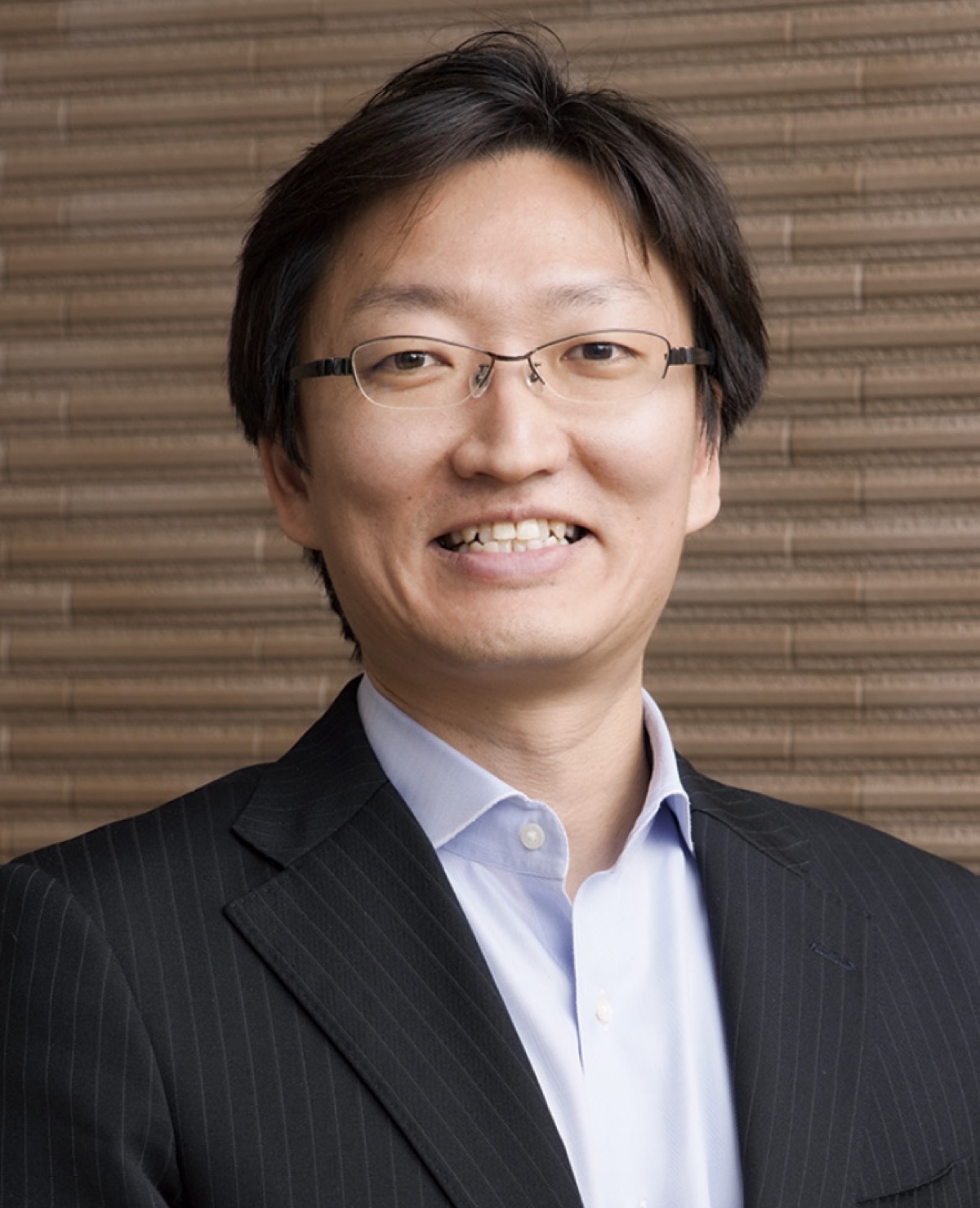 岡本 勲氏