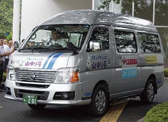 麻生区高石地区で運行しているコミュニティバス「山ゆり号」
