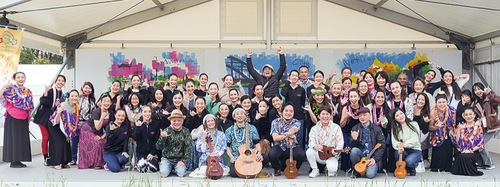 等々力緑地の会場でパフォーマンスを披露した出演者