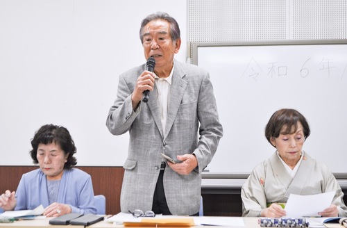 期待を込める原会長