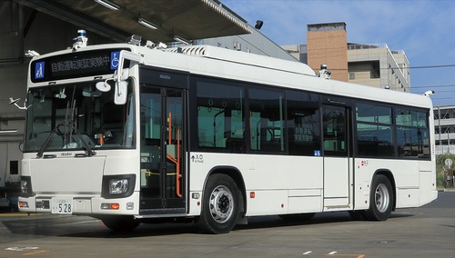 実証実験で使用する大型バス｢ERGA｣＝提供