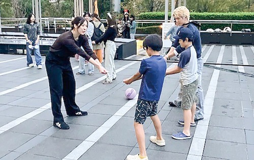 山内美咲氏によるバレー教室も実施