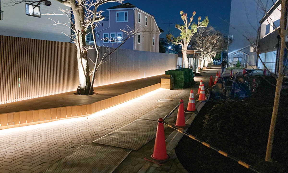 旧総合自治会館跡地、歩道を一部開放へ旧総合自治会館跡地、歩道を一部開放へ (写真3)