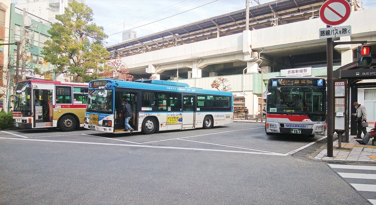 改良工事が始まる、武蔵新城駅前のバス広場