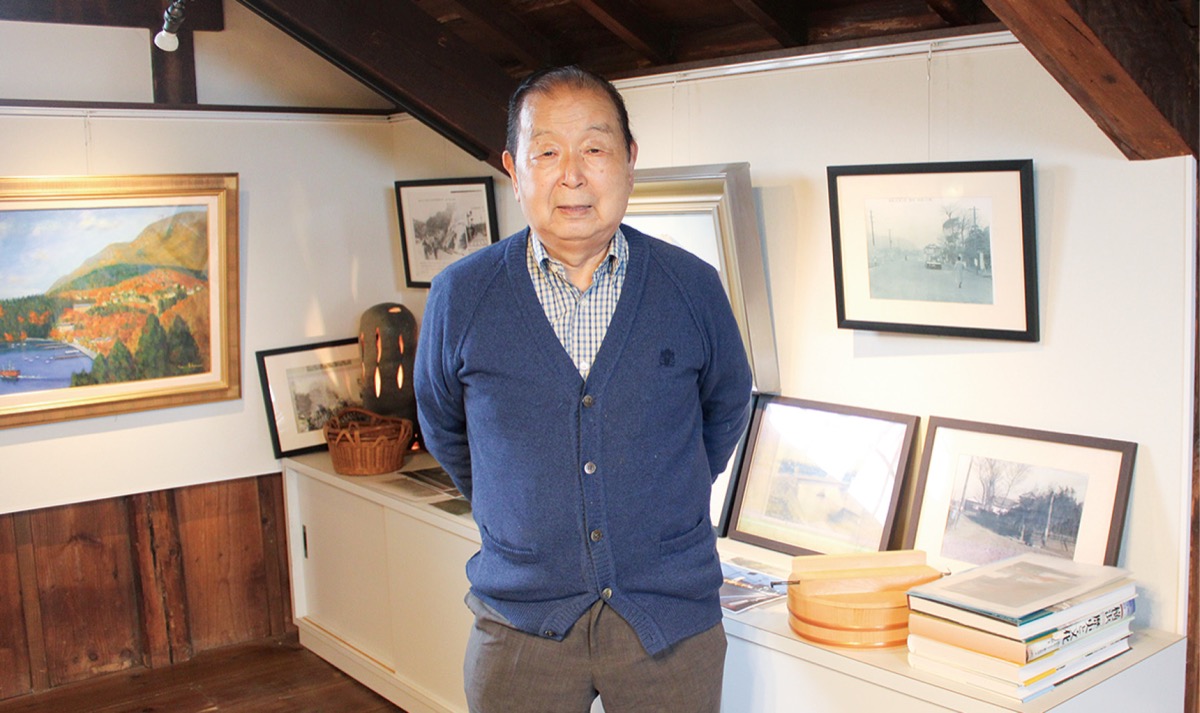 蔵にあるコレクションの一部