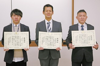 (左から)古川さん、内藤さん、松田さん