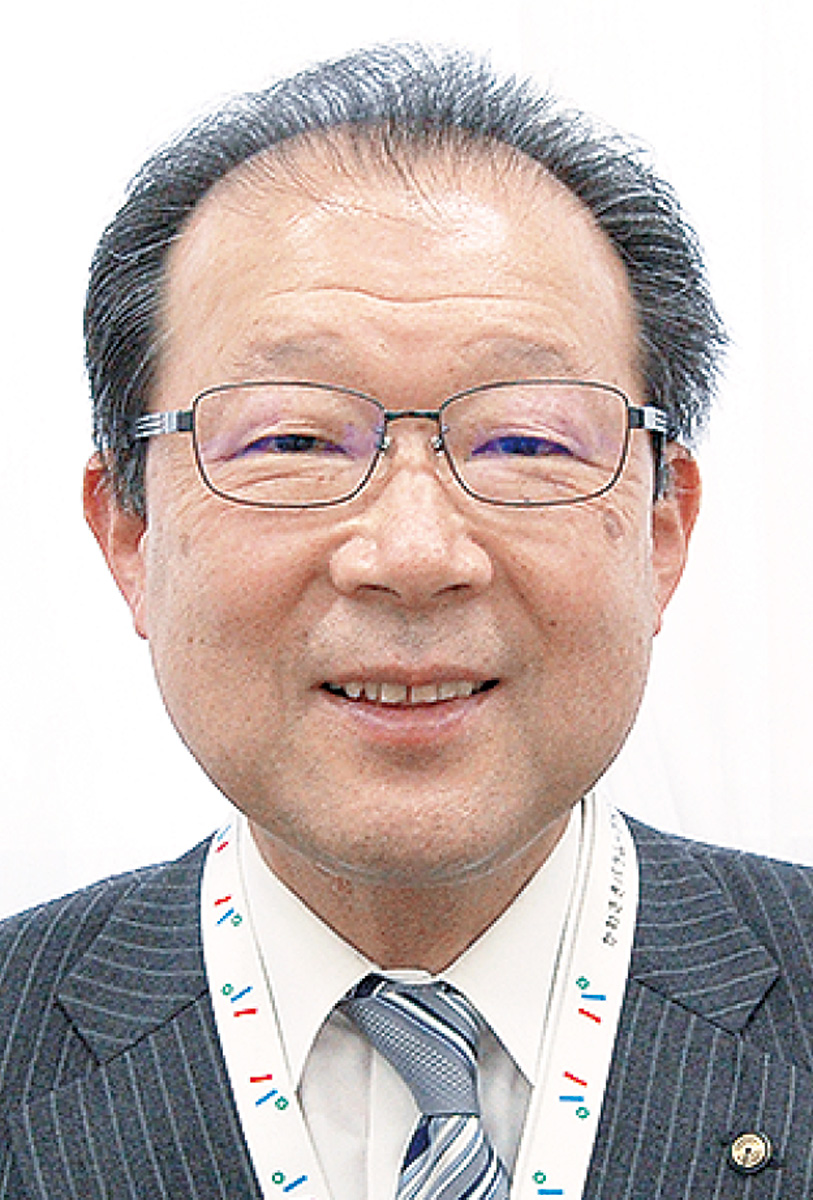 小田嶋満氏