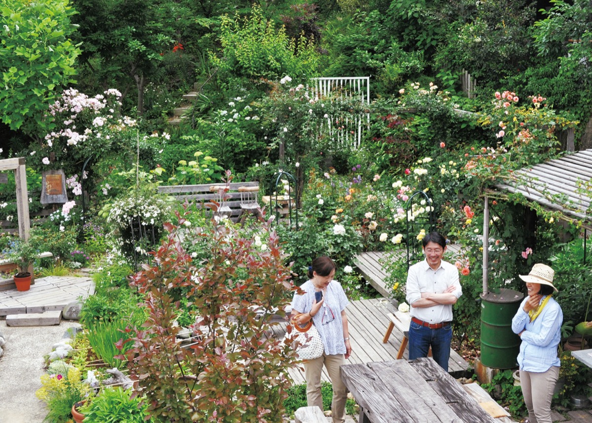 300坪の春の庭 公開