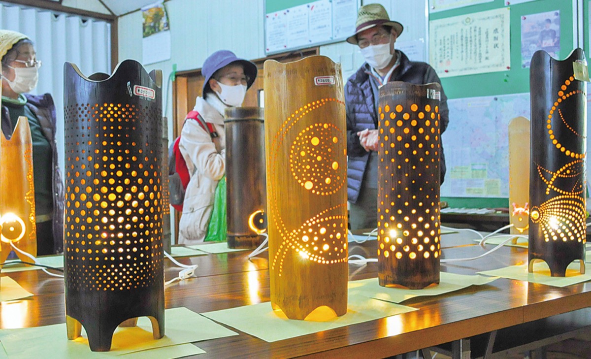 竹行燈（あんどん）｣の展示販売会、盛況 優しい灯りに包まれて | 麻生