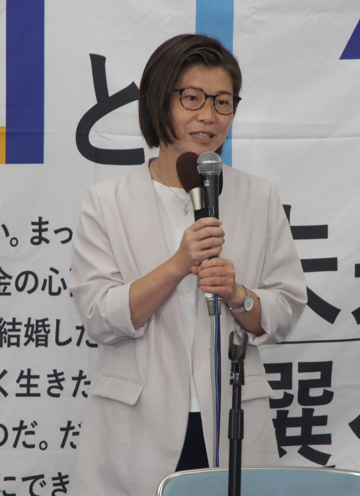 落選の共産・浅賀氏「市民と全力で戦えた」