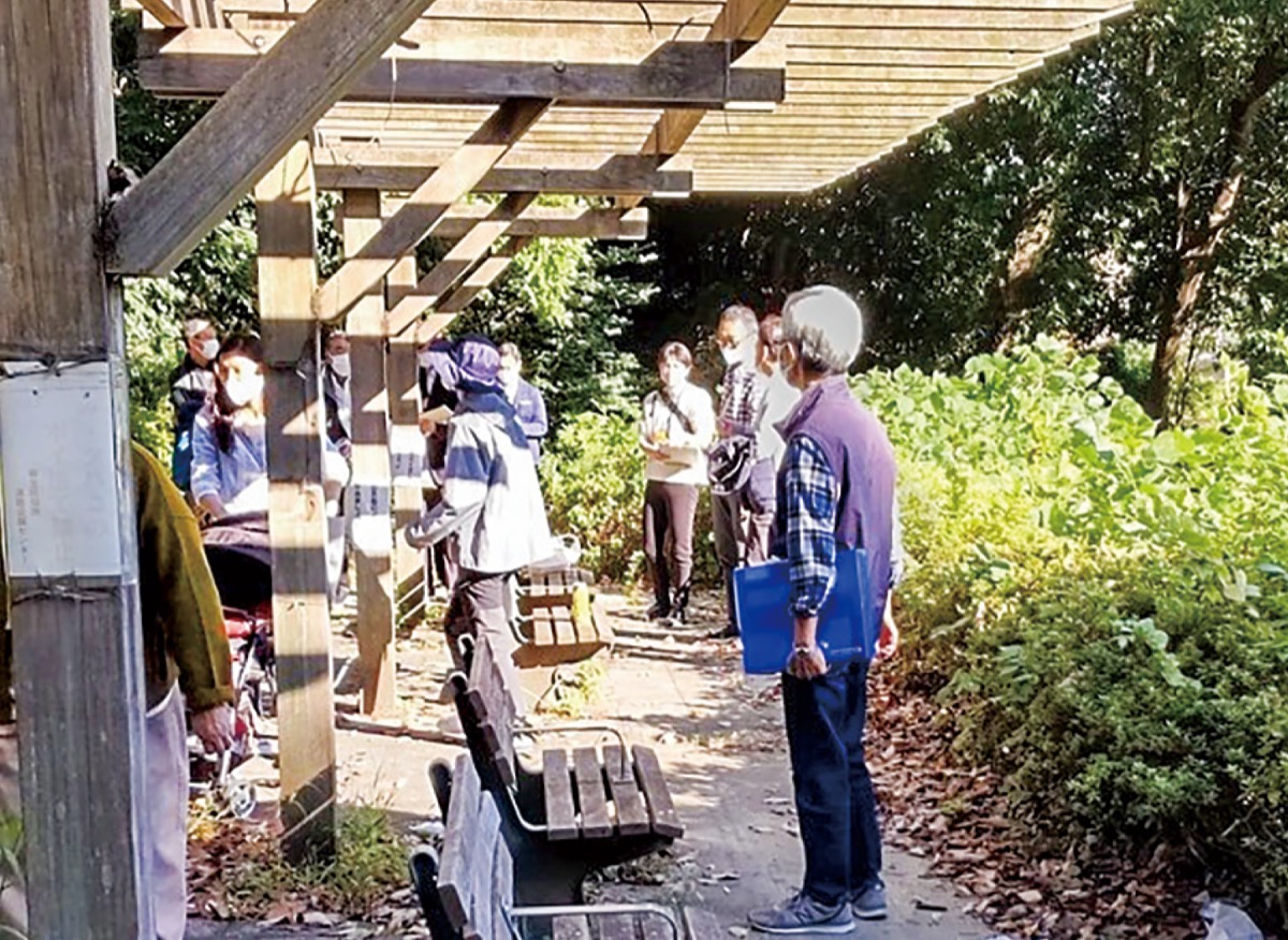 公園の特徴を視察