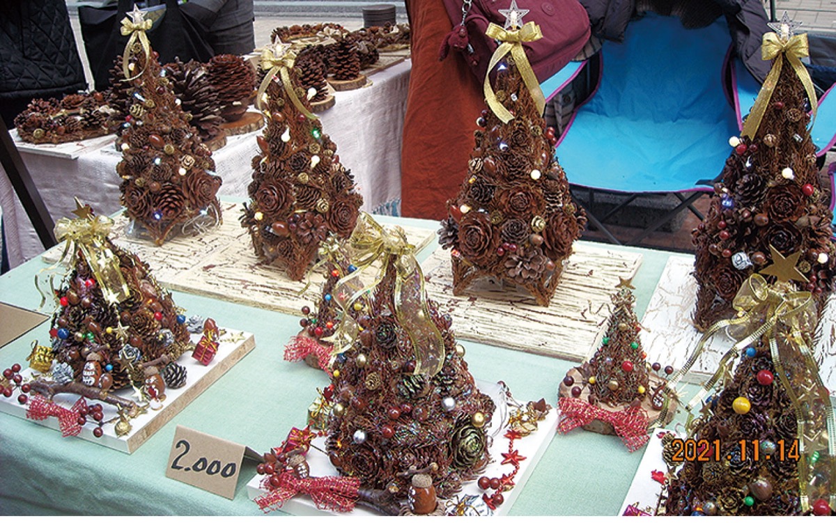 ハンドメイド品がズラリ