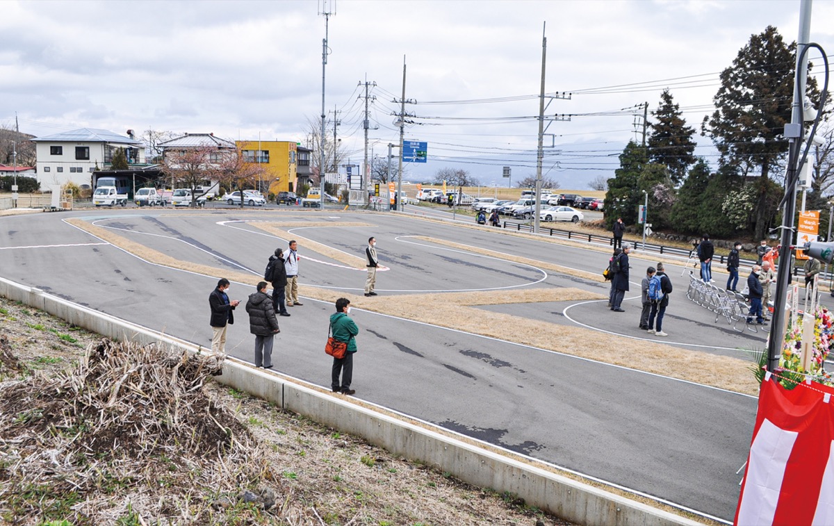 静岡・裾野にサーキット場